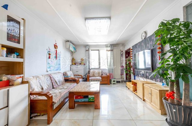 莲花小区2室1厅110.08㎡678万二手房图片