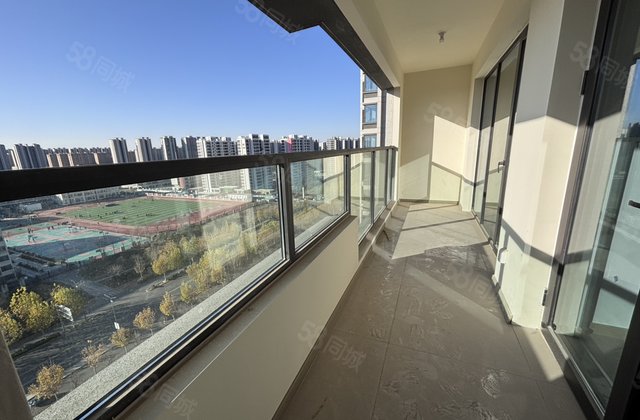 一实验聊大区政府，玖玺北区三叶草， 前排边户，车储一梯两户