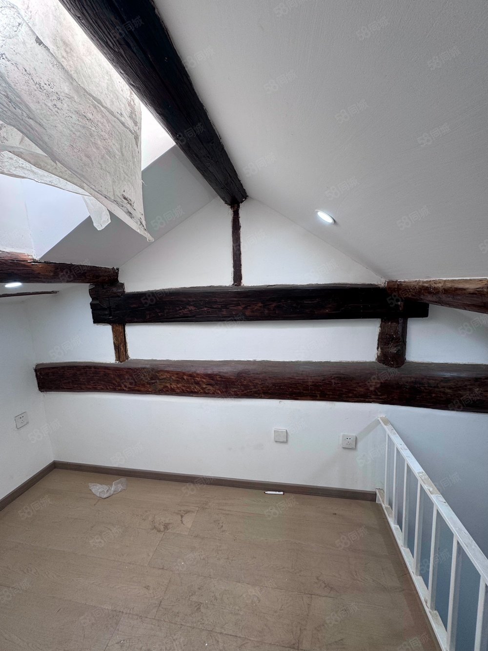 辛安里胡同小區(qū)1室1廳1衛(wèi)10.6㎡南北188萬