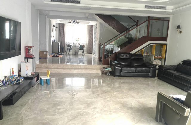 锦霞新城(别墅)5室2厅332㎡256万二手房图片