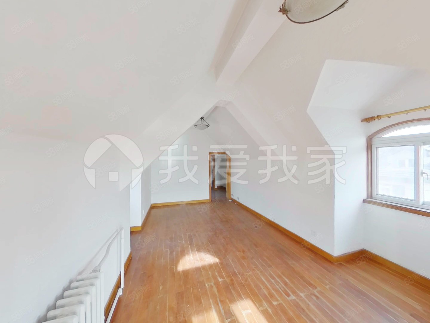 王府園中園(別墅)8室2廳3衛(wèi)256.1㎡東西1550萬(wàn)