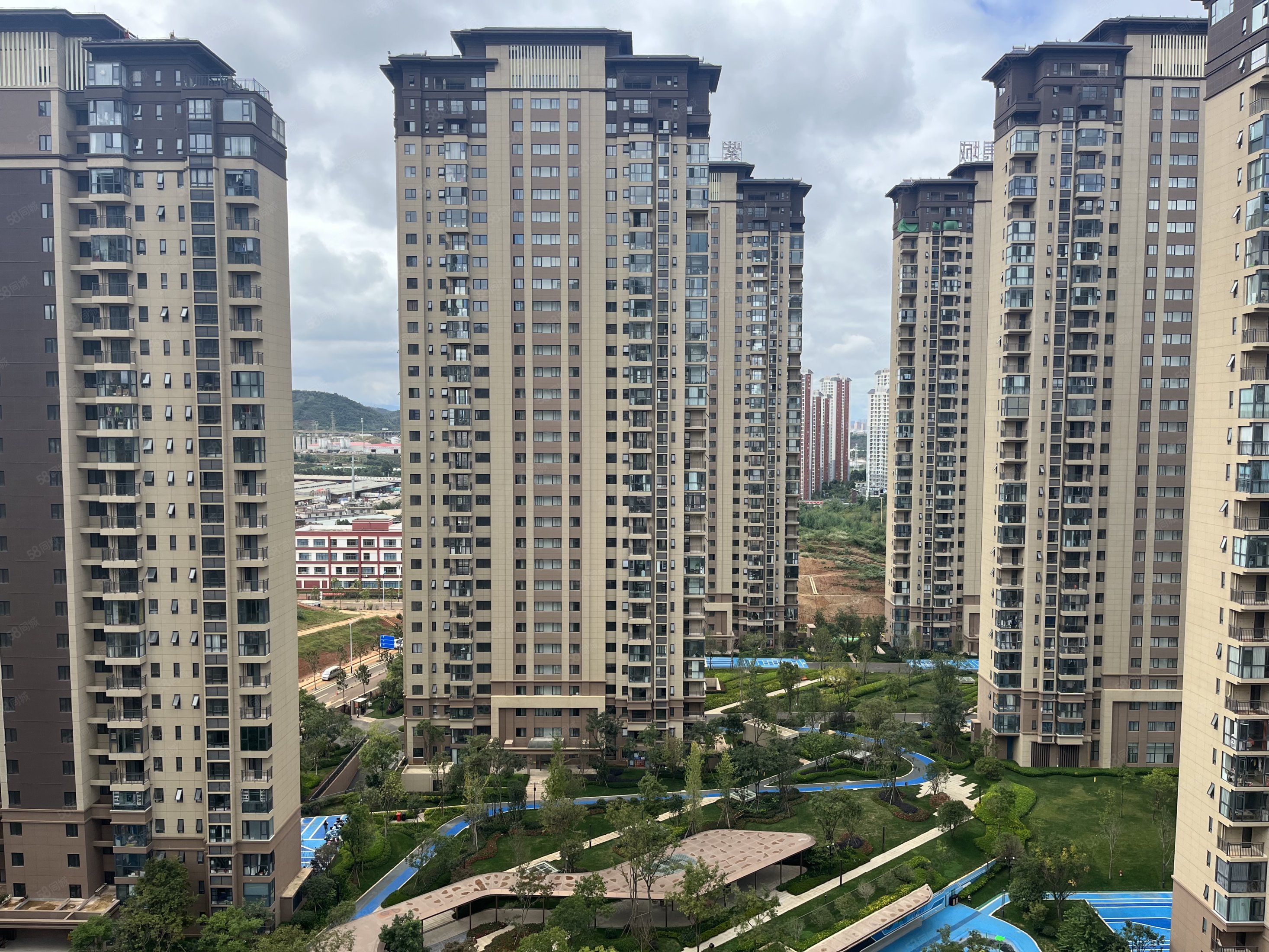 电梯入户富康城紫悦台98平三室两卫环境优美36划算