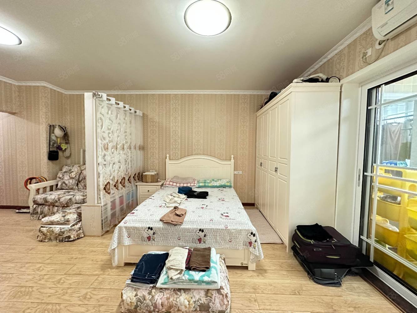 彪炳盛世广场1室1厅1卫45㎡南北28万