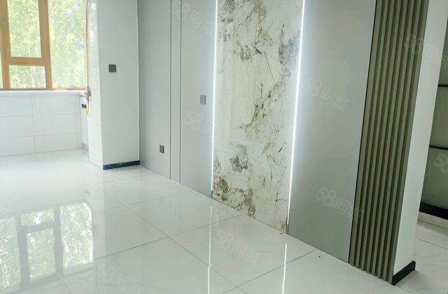 39街区2室1厅59.4㎡30万二手房图片