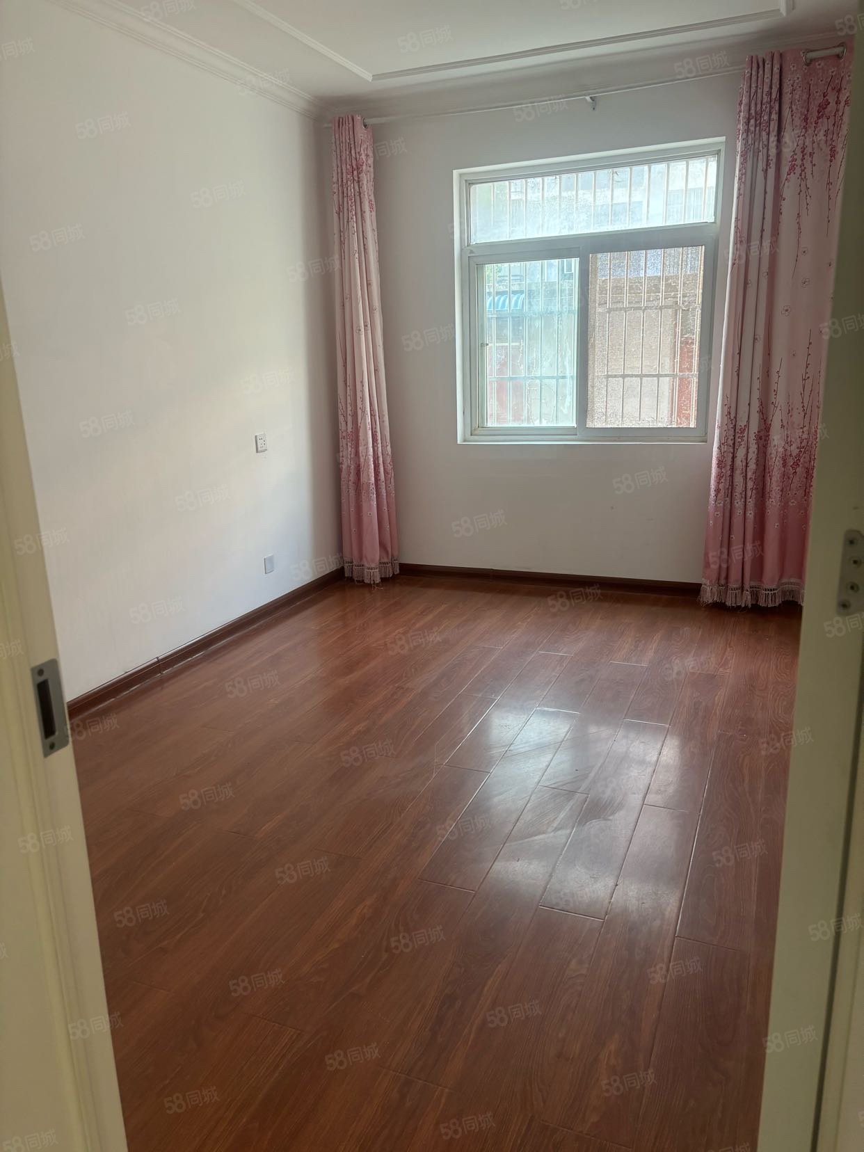 和谐佳苑2室2厅1卫89㎡南北29.9万