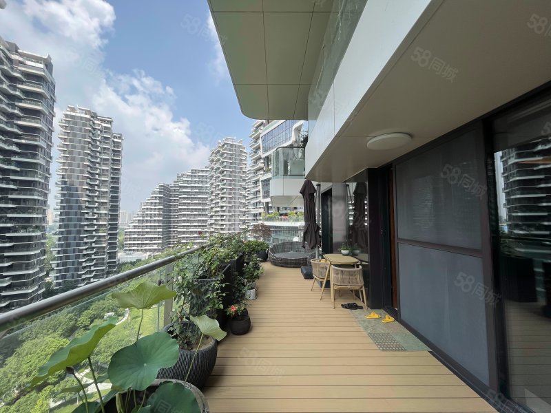 瀚海晴宇5室2厅6卫331㎡南北960万