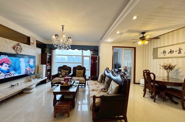 康郡(南区)5室2厅175.7㎡420万二手房图片