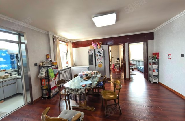 运管局家属院(扬子江路)3室2厅114㎡123万二手房图片