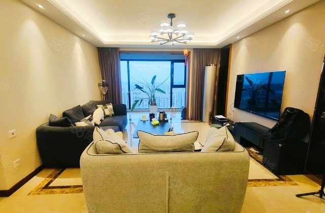 龙湖听蓝湾二期4室2厅130.88㎡165万二手房图片