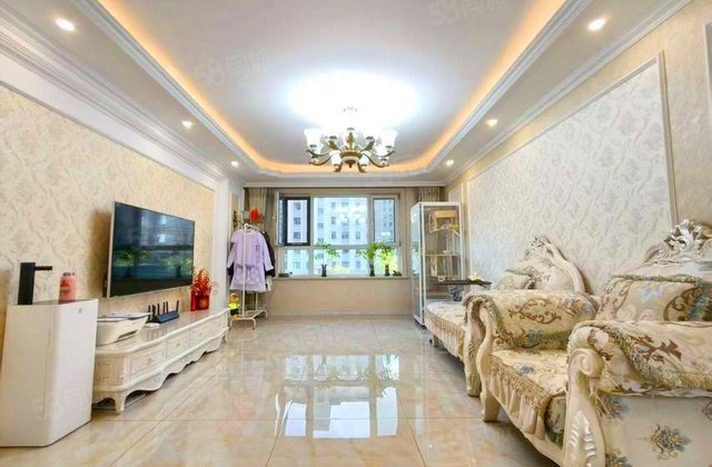 保利香槟3室2厅130.58㎡125万二手房图片