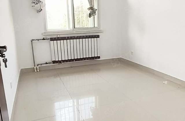 急 老文轩 一中状元府北邻运河人家 多层三楼 南北通透随时看