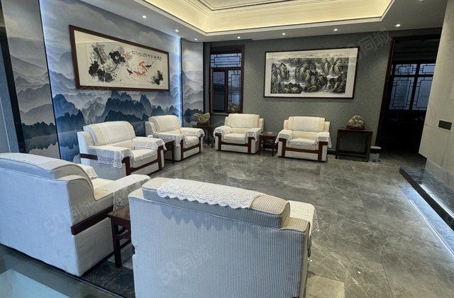 光岳府别墅 满二 330平 光岳府 房东急置换 诚意卖房