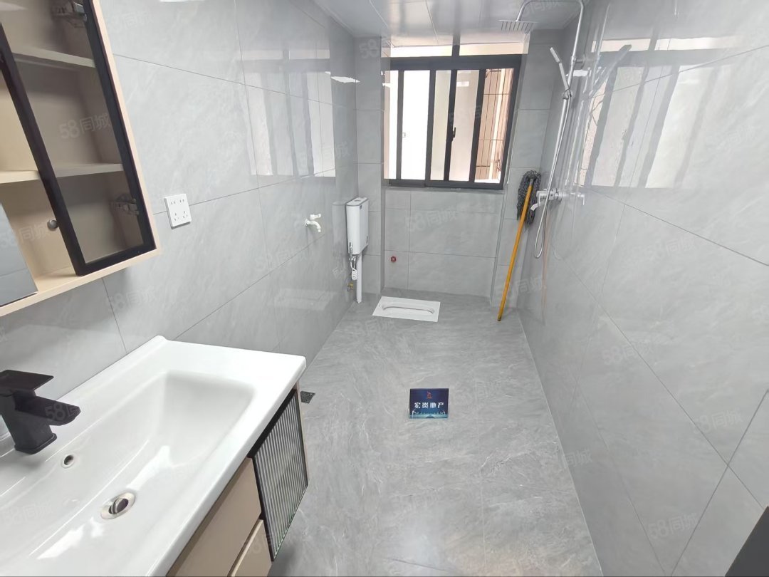 行管局家属院3室2厅1卫106㎡南北41.6万