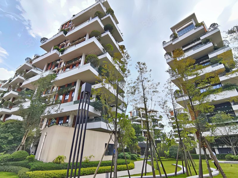 贵安山语城1组团4室2厅3卫165㎡南北135万