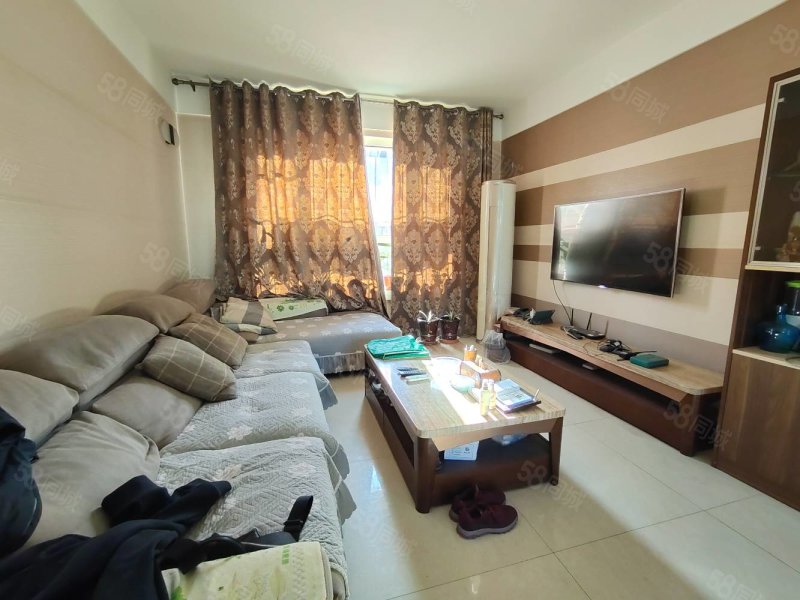 【10图】东城领秀 d区 两室两厅 通透户型 领包入住楼层好,东城领秀明