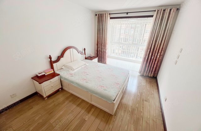 馨秀园3室2厅133.6㎡135万二手房图片