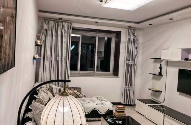 紫光竹阁3室2厅105.2㎡42万二手房图片