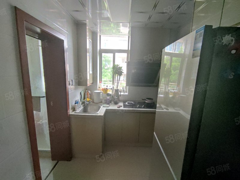 满五 住房 海滨二村 240万 47平 诚心出售 价格可议