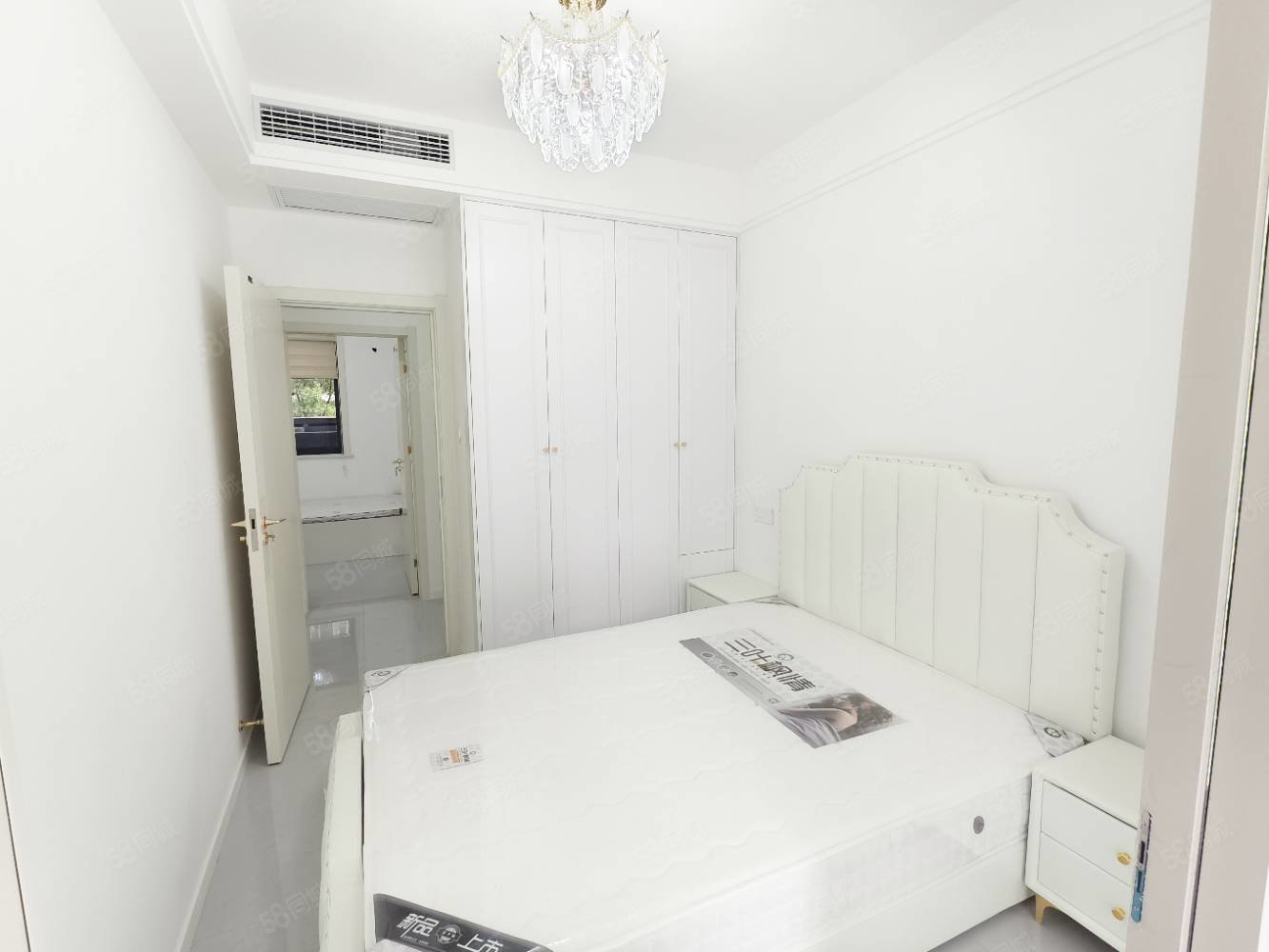 汉成国宾府3室2厅2卫110㎡南北69.8万