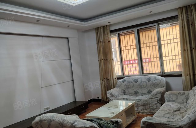 中心大市场2室2厅106㎡24.8万二手房图片