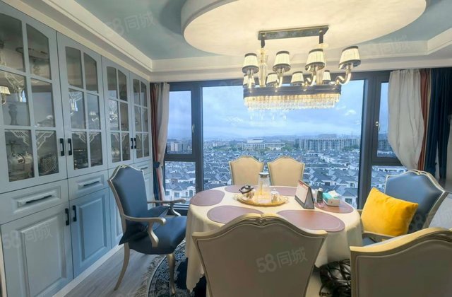 金城高尔夫(二区)3室2厅130㎡220万二手房图片