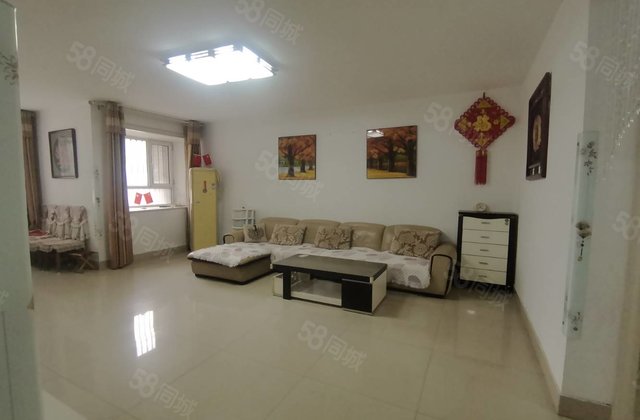 ，月亮湾C区，单价    多，带车储，随时看房有钥匙