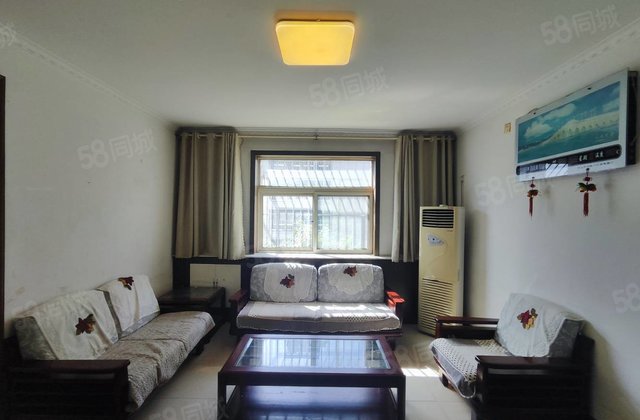 新世纪花园 商品房 小三居 中间楼层采光好 交通便捷 近医院