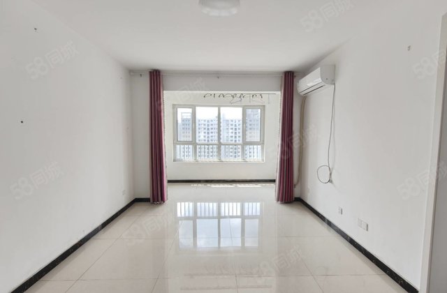 东昌丽都北区 三叶草户型 带车位储藏室 免大税 急售 可谈