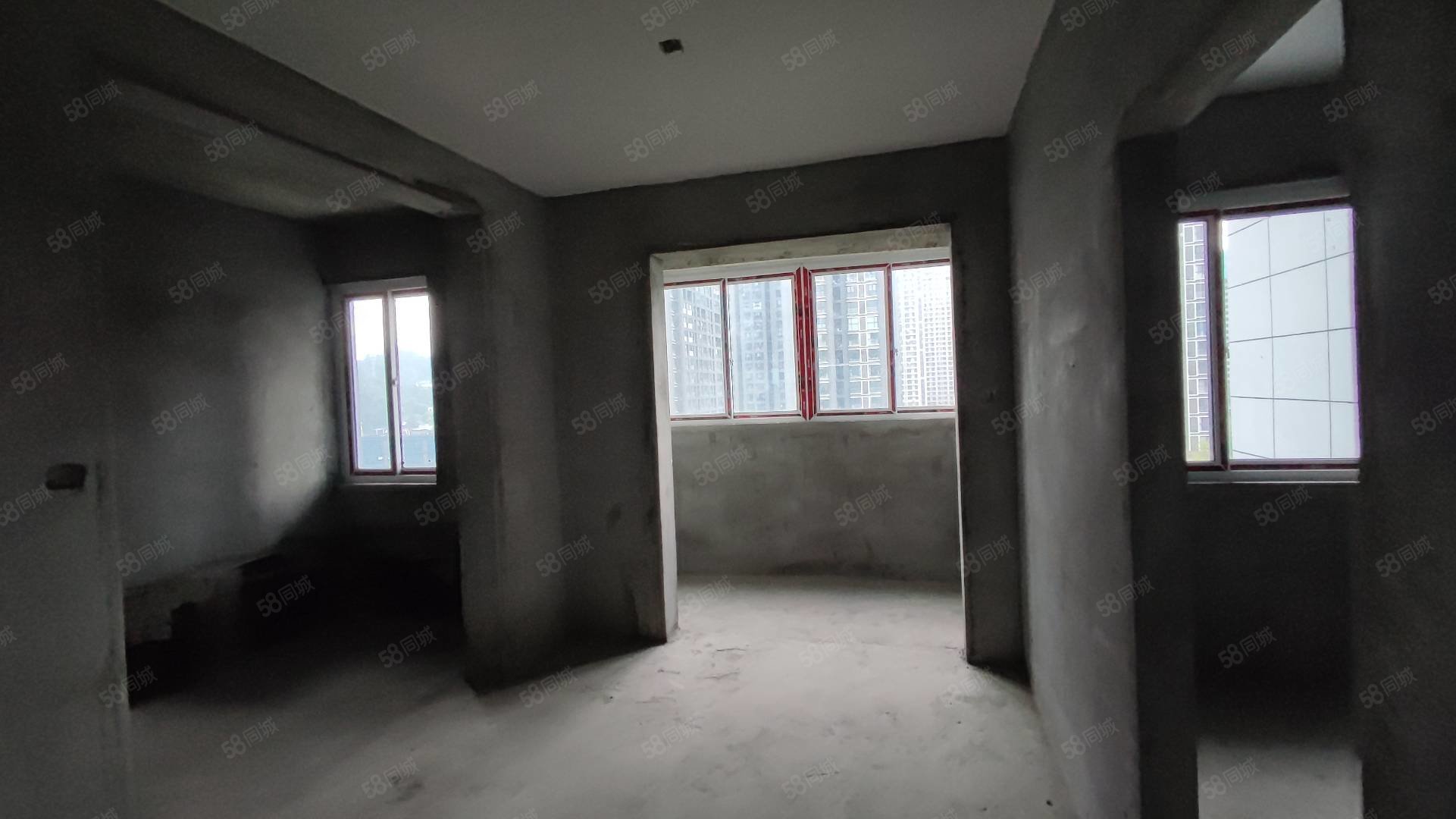 常隆花园3室2厅2卫121.73㎡南62万