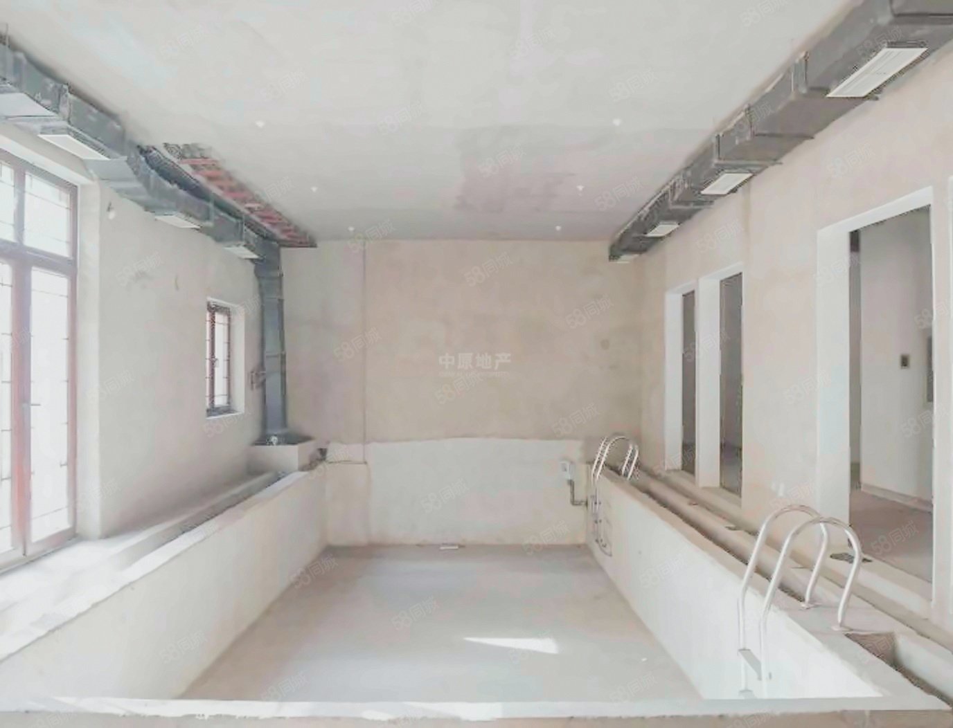 龍湖頤和原著6室3廳5衛(wèi)1096㎡南北18000萬