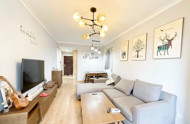 蓝光圣菲悦城3室2厅83.7㎡120万二手房图片