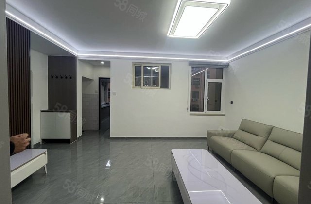 东昌总校 精装婚房多层三楼 南北通透 带家具家电 拎包入住