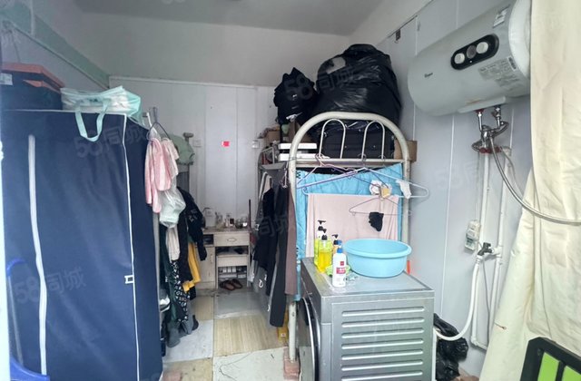 延寿街胡同小区1室0厅12.1㎡130万二手房图片