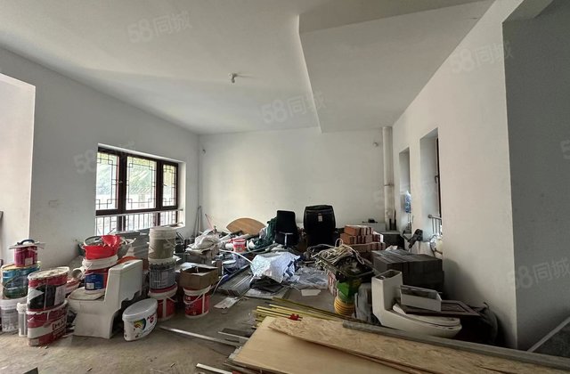 光岳府边户别墅，340平双车库，新房未住，