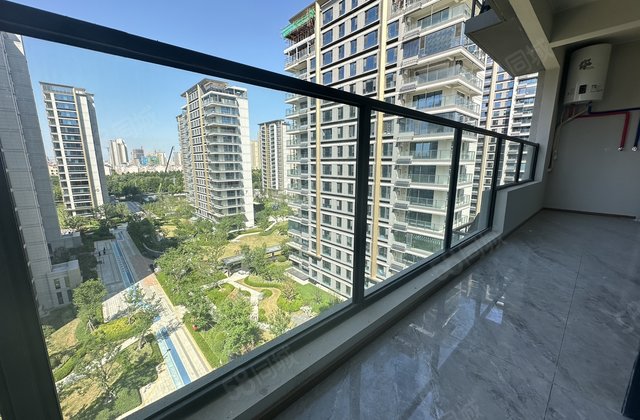 市民中心 急售！东昌壹号院 双车位 储藏室 能按揭 双阳台
