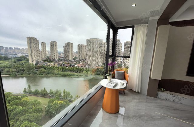 和顺名都城4室2厅170㎡66.8万二手房图片