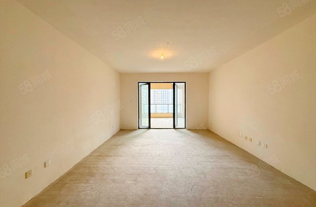 南湖国际社区(南区)4室2厅129.78㎡168万二手房图片