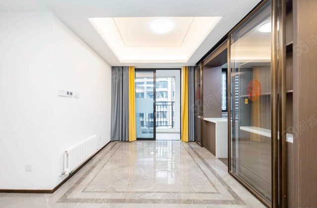 金茂建发观悦4室2厅170.52㎡260万二手房图片