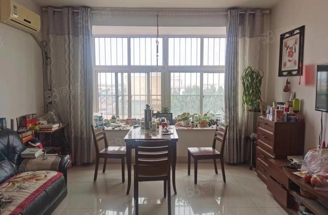 文轩本部，  对过广电小区西边户，全明户型，随时看房