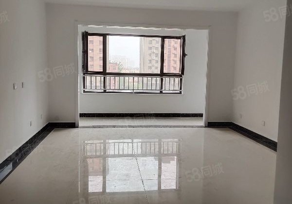 孟达中央帝景4室2厅145㎡168万二手房图片