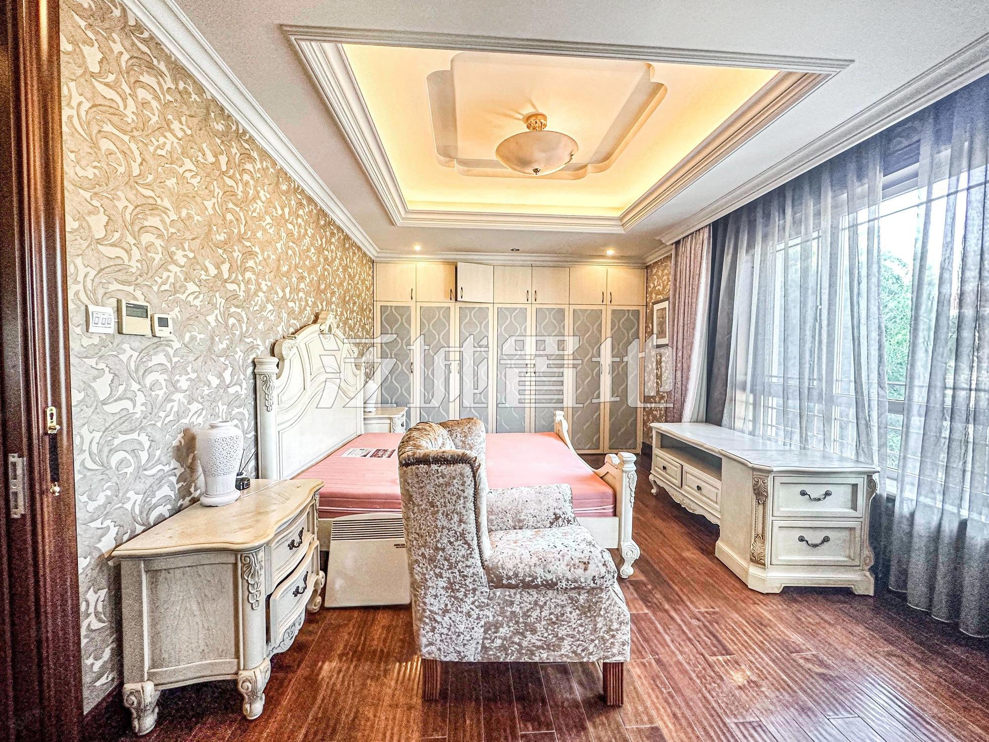 北京玫瑰園9室5廳12衛(wèi)607㎡南北5880萬(wàn)