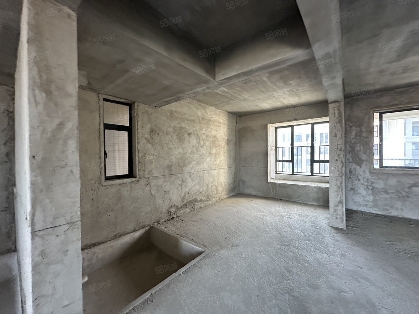 新豪湾 外砂宜华城三期 证在手随时可过户 3房2 钥匙在手