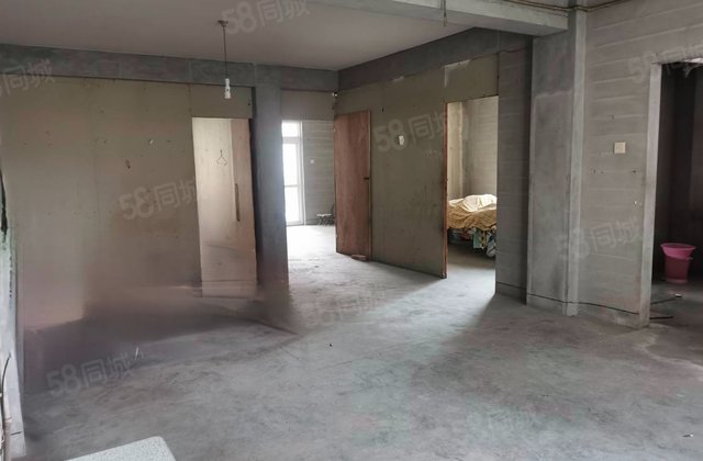 海晶商住区3室2厅104㎡32万二手房图片