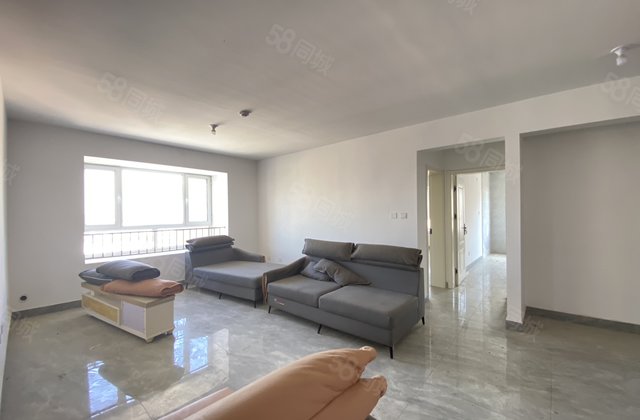 房东急售！水城悦府 送车位 储藏室 电梯边户 香江