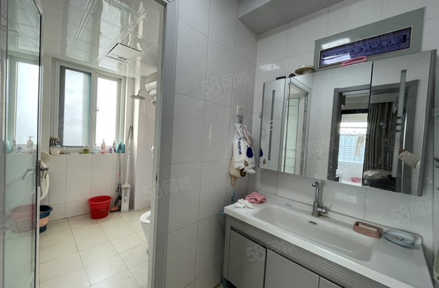 房东急售 天汇香江明珠 南北通透 中间楼层 双卫 精装可拎包