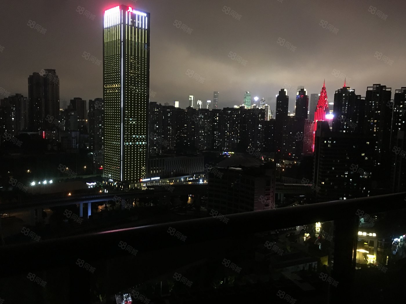 和黄御峰(三期)3室2厅2卫105㎡西156万