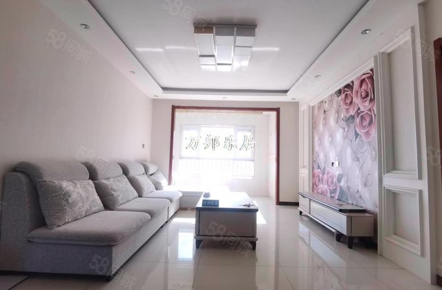 上东城3室2厅137.89㎡90万二手房图片