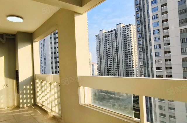  海府大院3室2厅129㎡205万二手房图片