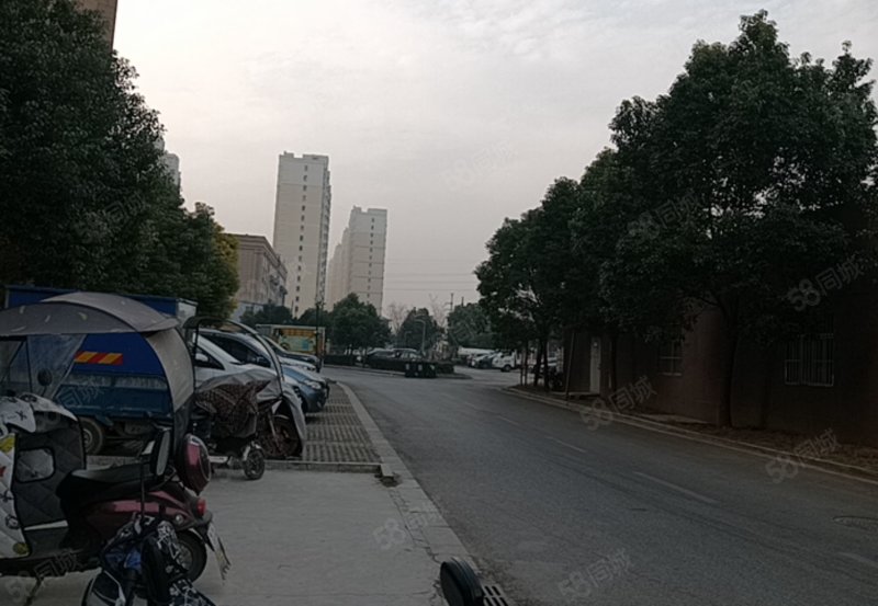 幸福港湾3室2厅1卫120.17㎡南36.8万