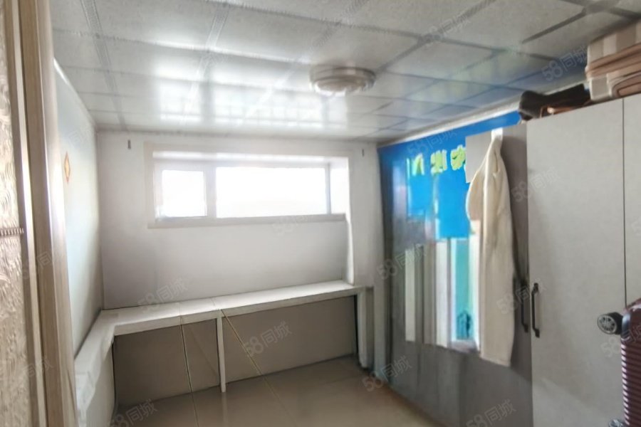 和谐嘉园(东区)4室2厅2卫168㎡南北60万